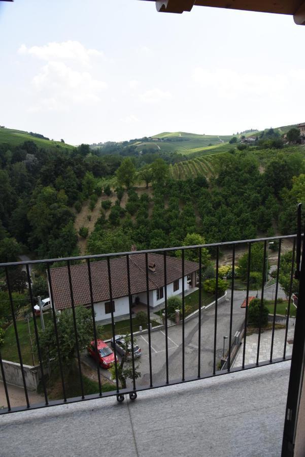 In Piazzetta Holiday Apartments, Barolo Exterior foto